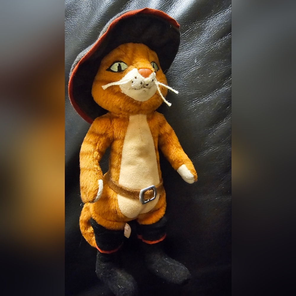 Ty Beanie Babies Puss In Boots Shrek the Third 8.5 Inch Tall Plush 2007 Edition - Picture 6 of 13